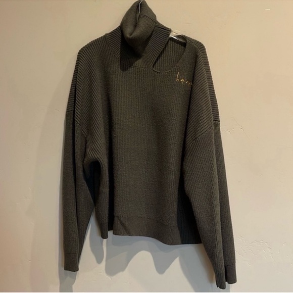 Peace Love World Happy Oversized Turtleneck Sweater s L - Picture 2 of 6